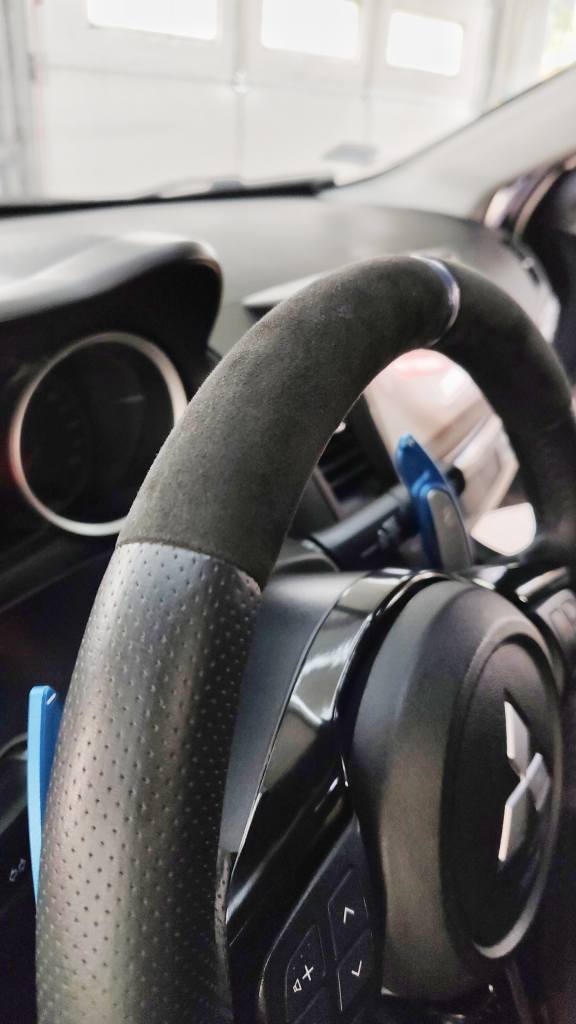 kormány tisztítás belső kozmetika során, természetes felület