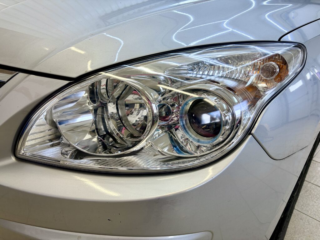 Felújított fényszóró az AutoArt kozmetikában